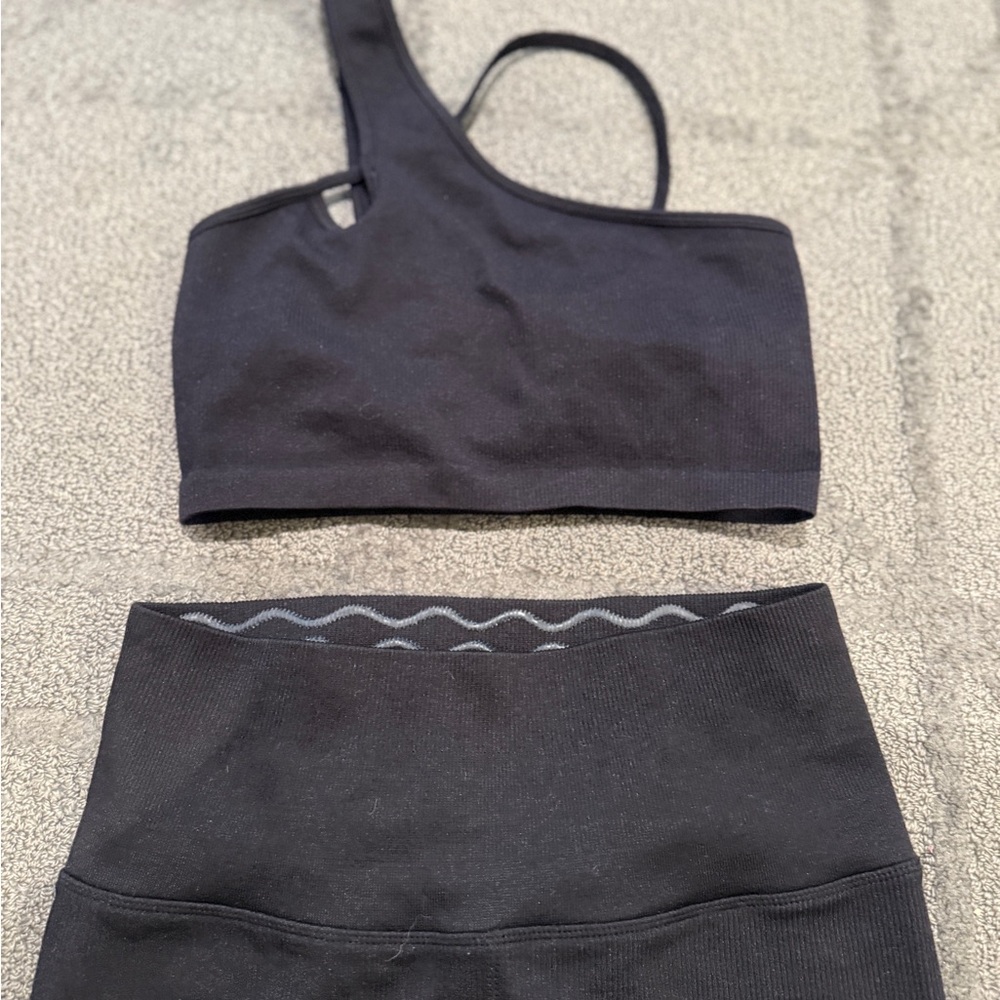 Womens ribbed black legging and sports bra set from Spiritual Gangster